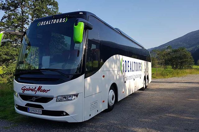 iDEALTOURS Bus von Gabriel Moser