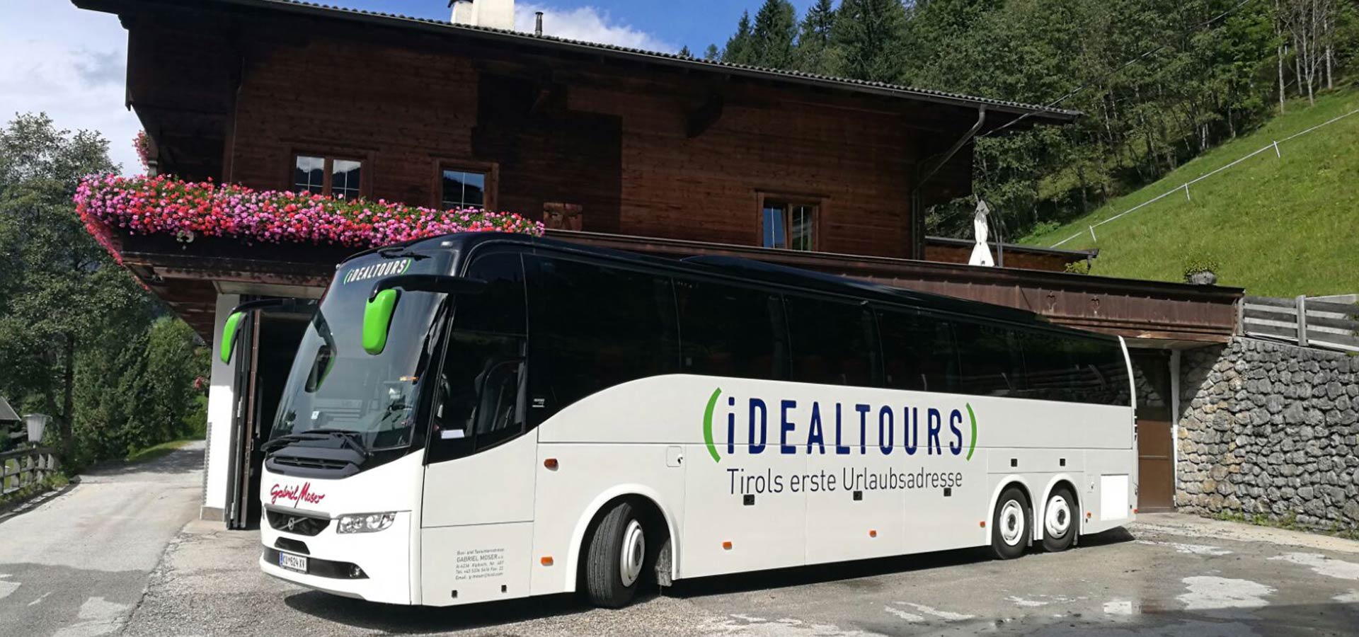 Idealtours Bus