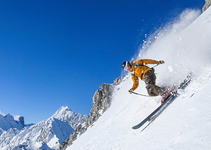Busreiseziele in Tirol, die mit Gabriel Moser im Winter erreicht werden können